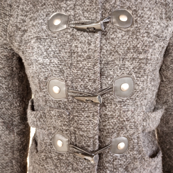 BKE Outwear The Buckle Black Gray Faux Fur Marled Peacoat Style Jacket Size S - Picture 4 of 16